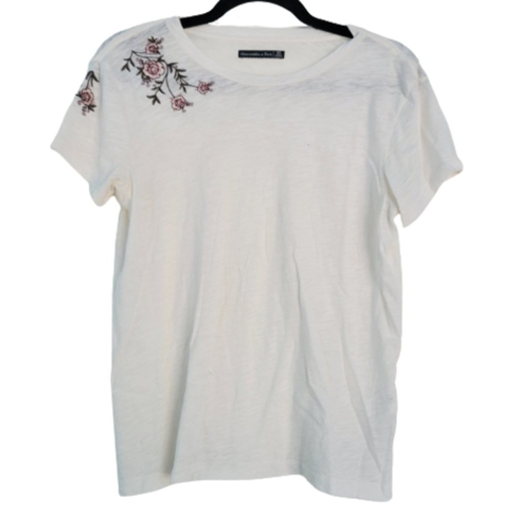 Abercrombie & Fitch White Shirt Top Floral XS